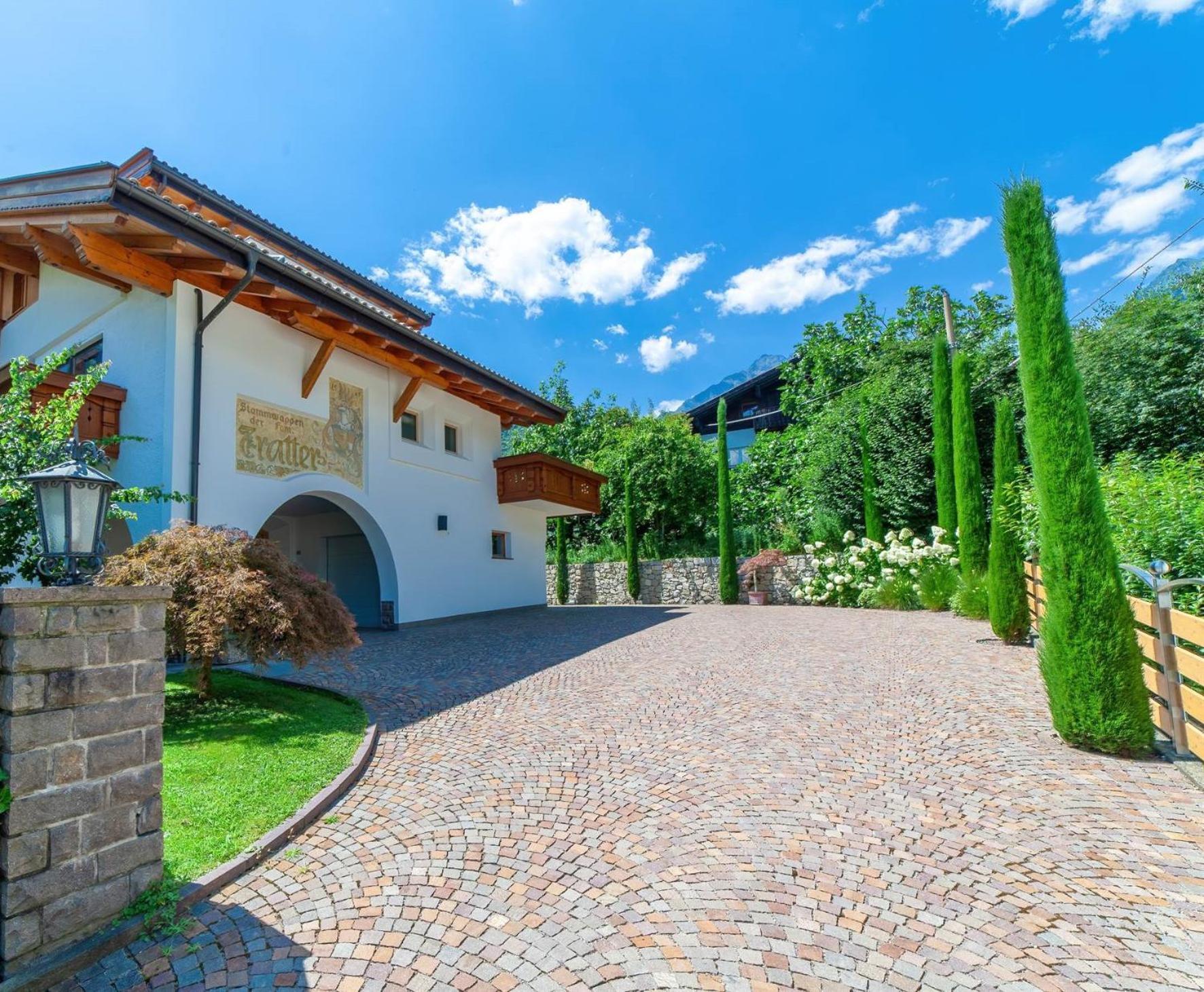 Appartementhaus Tratter Lagundo Zewnętrze zdjęcie