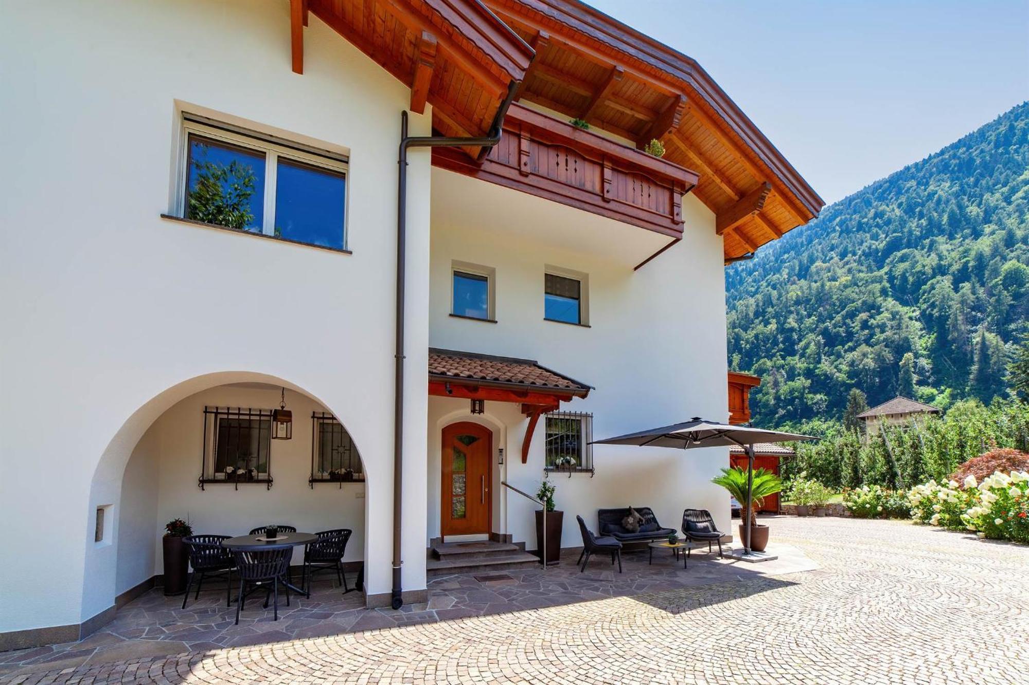 Appartementhaus Tratter Lagundo Zewnętrze zdjęcie